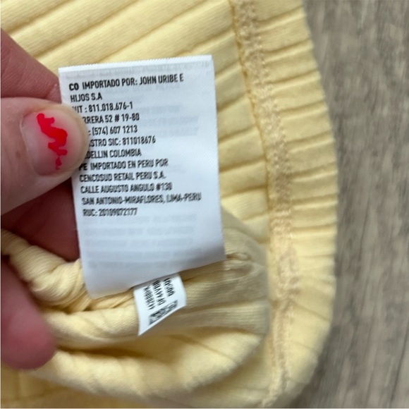 American Eagle Yellow Ribbed Cropped Tank Top Sz Med - Picture 6 of 7